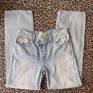 Madewell women’s Low Slung Straight jeans with cross tab detail